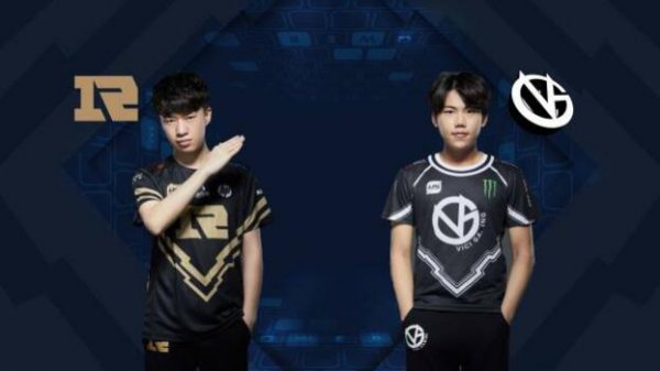 隐藏着足球 隐藏着足球