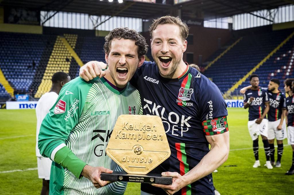 特别是在挪 特别是在挪